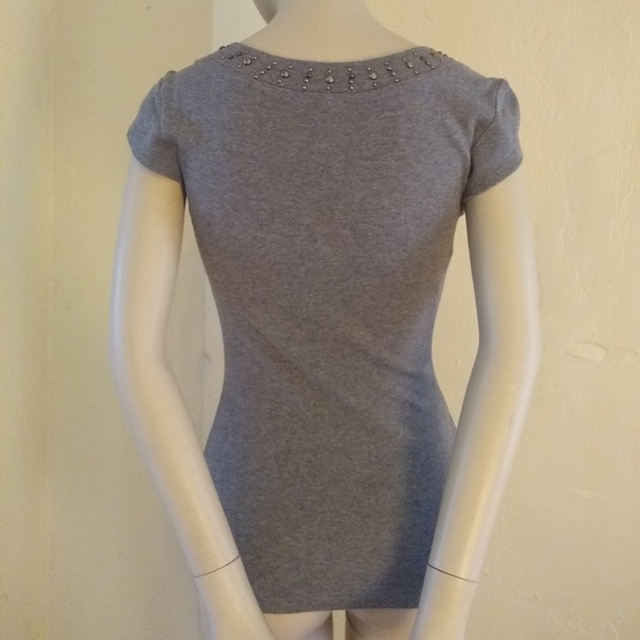 Express Embellished V Neck Tee, Gray; XS - Picture 2 of 3
